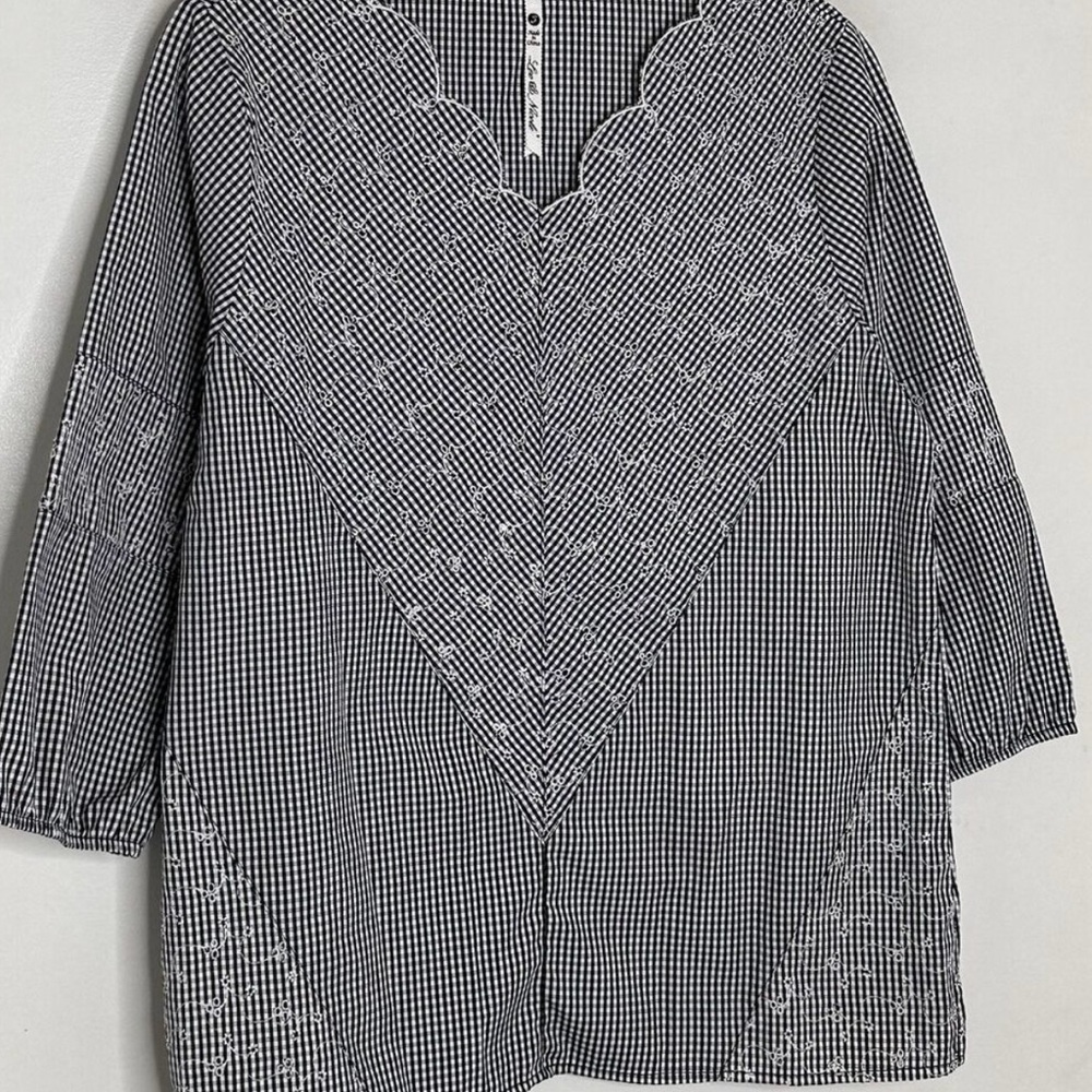 Black and White Checkered Women's Top